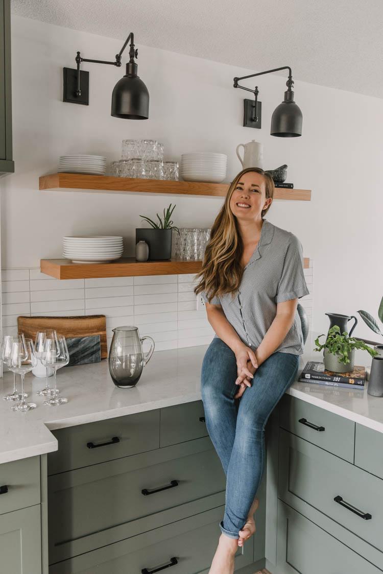 Maximizing Space: Smart Storage Solutions for Open Shelving