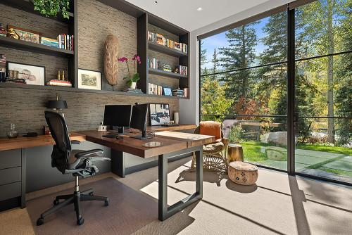Establishing ​Clear Boundaries Between Work and Leisure