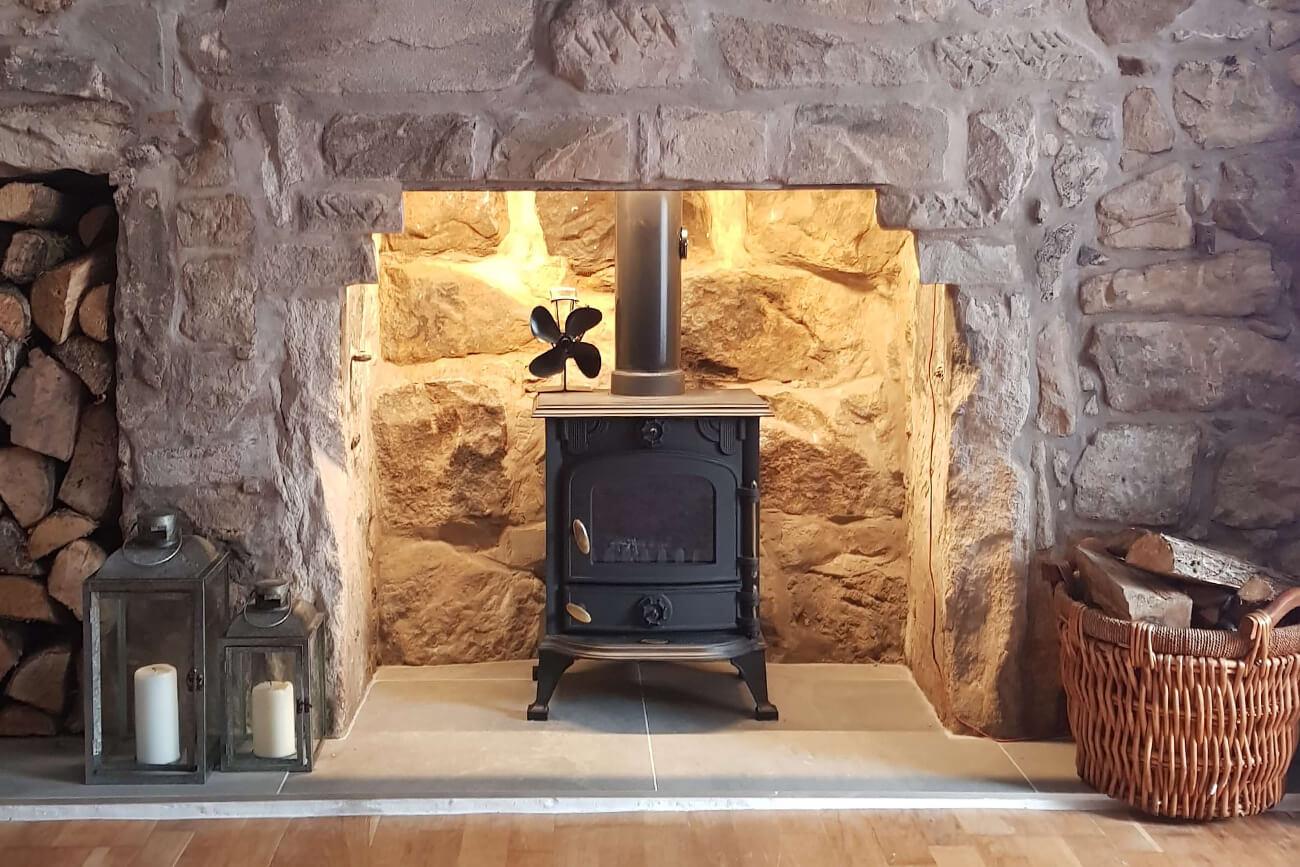 Lighting choices hearth⁤ styling and‍ routine care to protect ⁢the plaster and keep the look pristine
