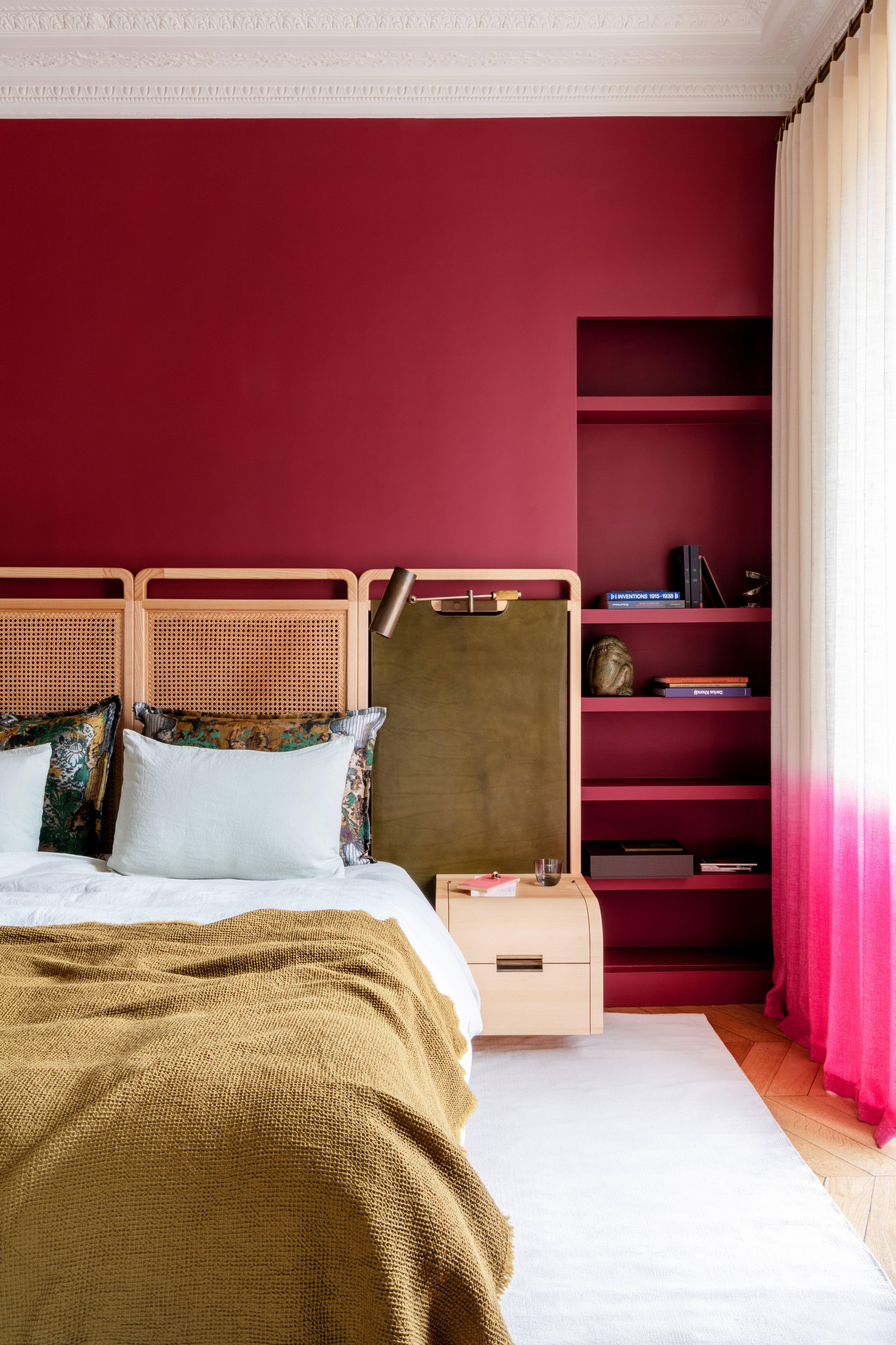 The Transformative Power of a Statement Headboard in Bedroom Design