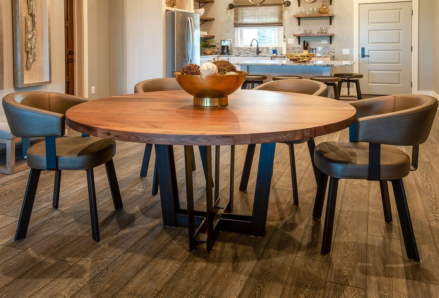 The‍ case for⁣ round ​dining tables​ in small spaces